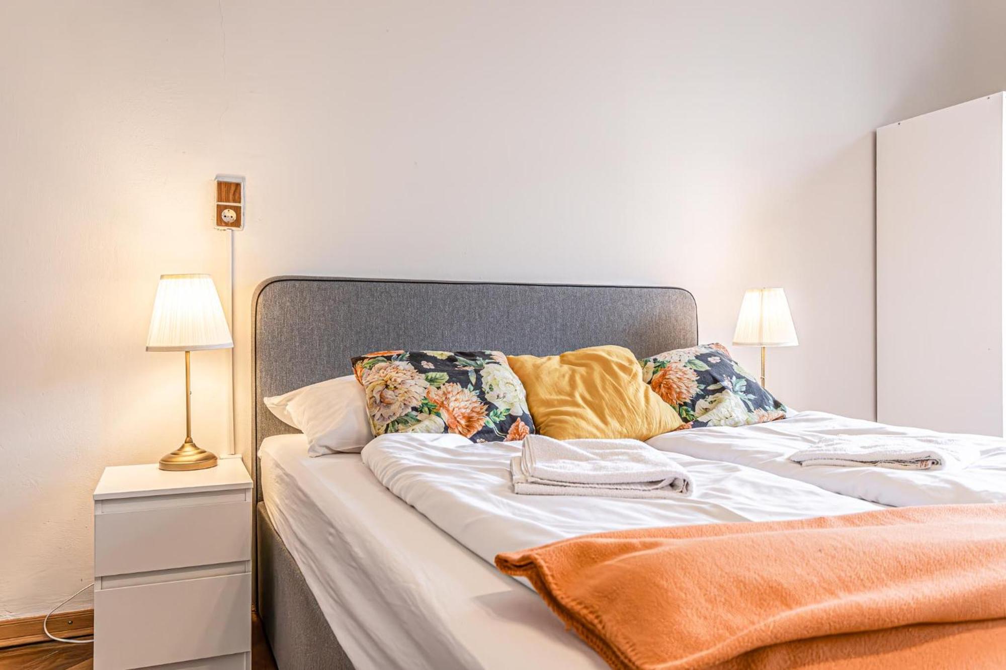 Gorgeous 1Br Apt Near Akh Hospital Wien Eksteriør billede