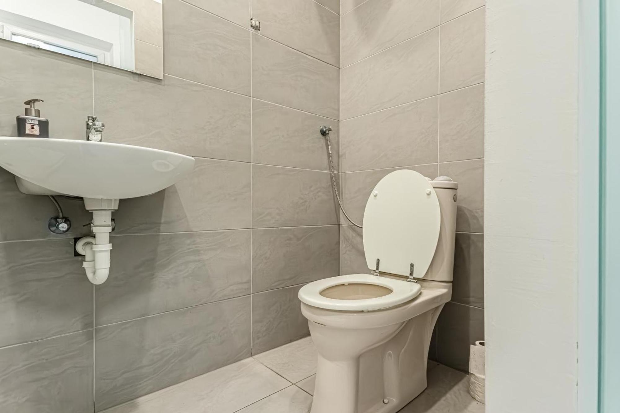 Gorgeous 1Br Apt Near Akh Hospital Wien Eksteriør billede