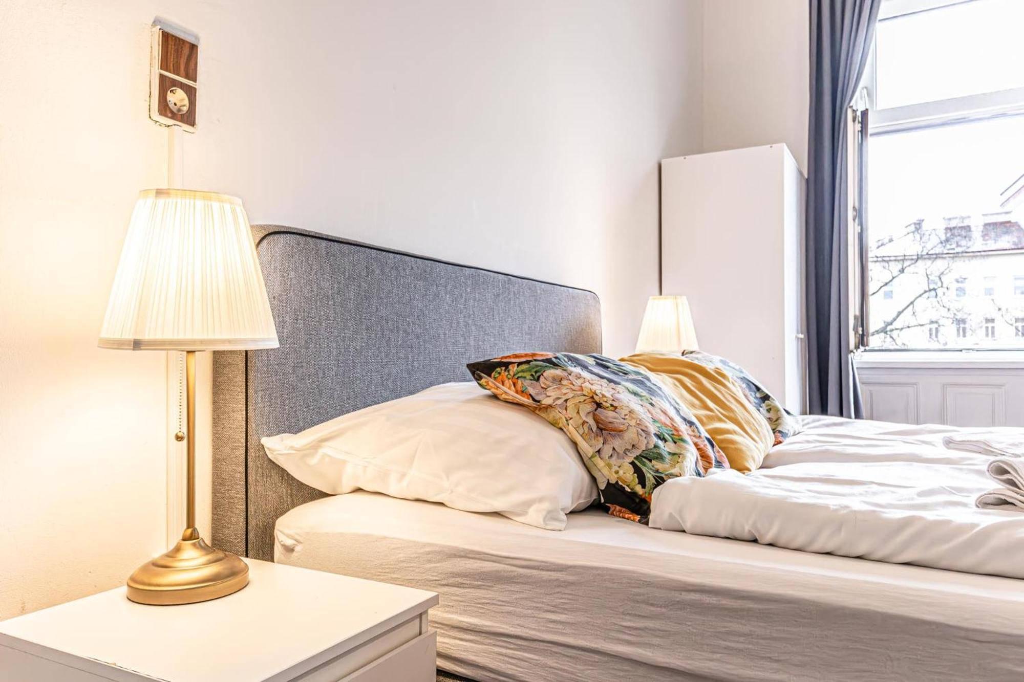 Gorgeous 1Br Apt Near Akh Hospital Wien Eksteriør billede